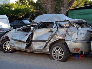 Estado en que qued el vehiculo (foto gentileza Sector Informativo)