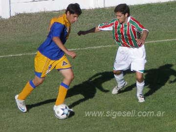 Ivn Blanco marc de penal en el primer tiempo