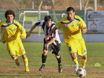 Un partido que empez a definir el campeonato (foto: Gesell al dia.com