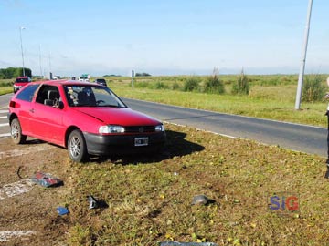 El automovil no sufri daos maores: una evidencia de la falta de cinturones de seguridad?