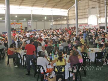 Un aspecto del Alas durante el almuerzo