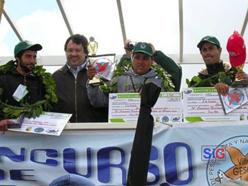 El podio de la fiesta junto al intendente Jorge Rodriguez Erneta