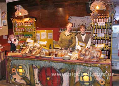 Archivo 2005: Stand de El Viejo Hobbit