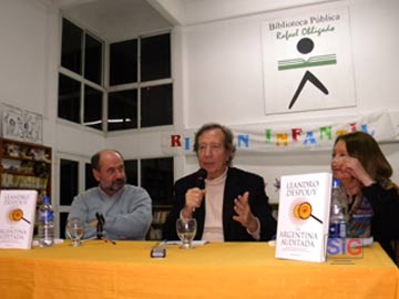 Salas, Despouy y Teruzzi durante la presentacion del libro