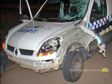 Una imgen de la elocuente violencia del impacto (foto gentileza Gesell al dia)