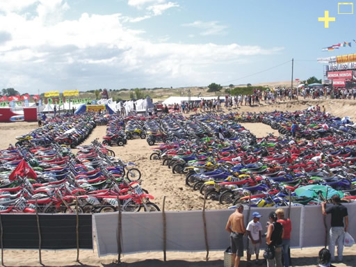 Otra vez los robos: pilotos y preparadores cortaron esta noche  el acceso a Gesell