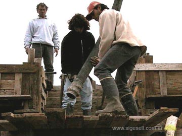 Hay horarios para el trabajo en obras durante la temorada (foto de archivo)