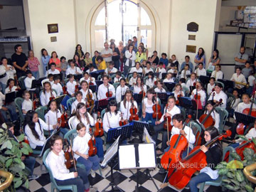 Imgen de la Orquesta Escuela de Chascoms