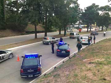 Una imgen del operativo realizado en Boulevard casi Buenos Aires