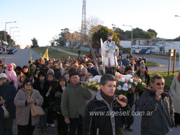 La misa ser en el Instituto Juan Luis Vives, paseo 114 y Boulevard