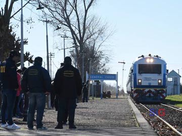 Estacin General Guido: enlace con el ramal a Pinamar de trenes